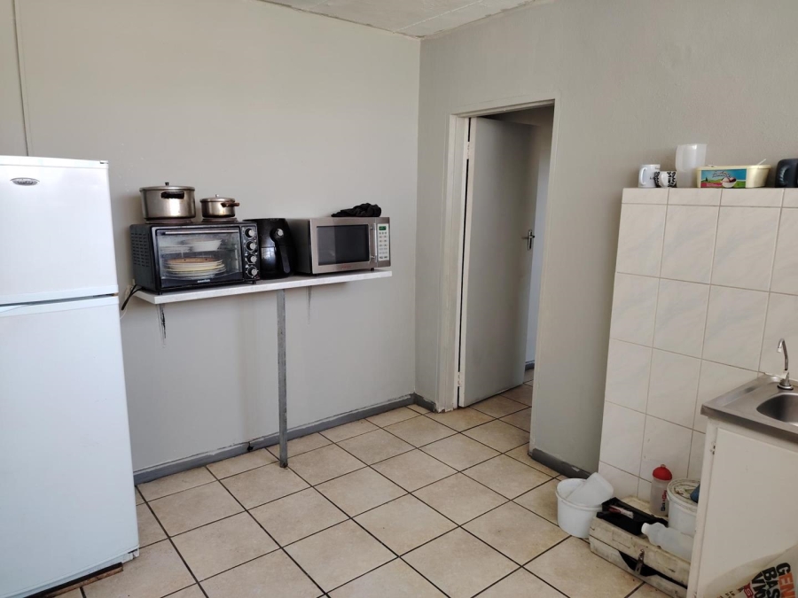 To Let commercial Property for Rent in Triangle Farm Western Cape
